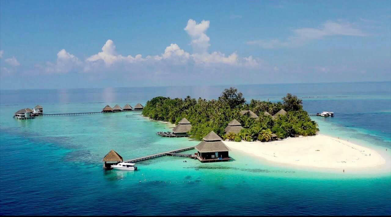 Adaaran Rannalhi Maldives Resort