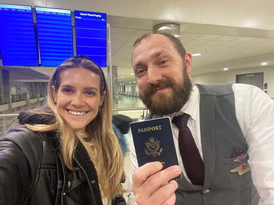 Delta flight attendant saves passengers honeymoon trip