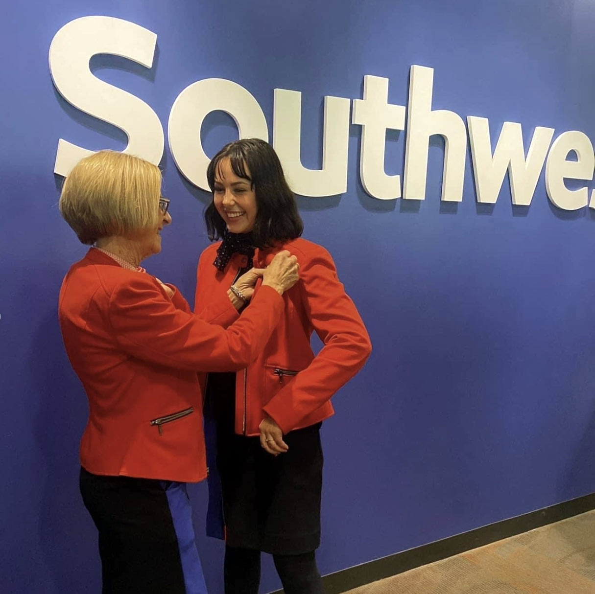 Southwest Airlines Flight Attendant Cynthia got the opportunity to pin her granddaughter Hannah’s wings at her graduation ceremony
