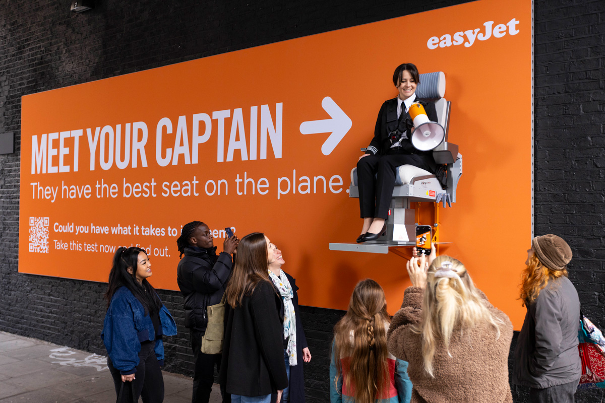 easyJet ‘pilots’ on billboards in an European recruitment campaign to find the next generation of pilots