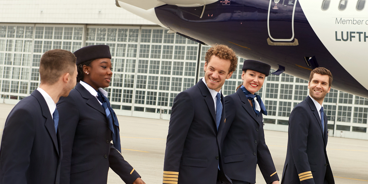 Lufthansa City Airlines is hiring Cabin Crew Member (permanent position, all genders)